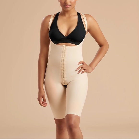 Marena | Compression Garment with High Back/Short Length - Picture 5 of 10